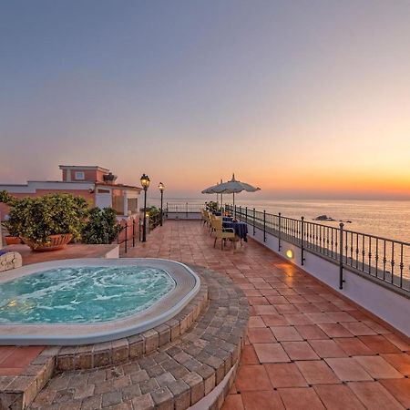 Hotel Nettuno Forio di Ischia Kültér fotó